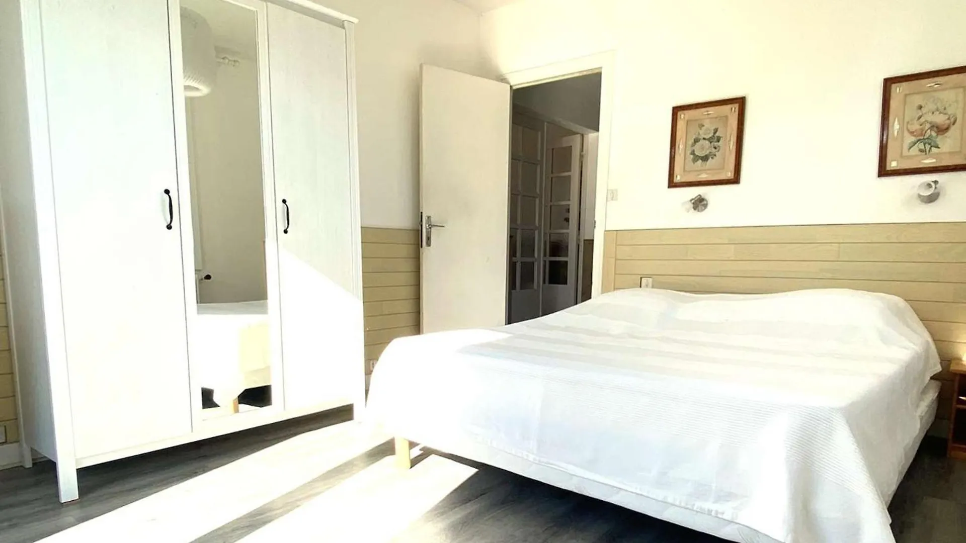 Grande Maison Familiale A 200M De La Plage Avec Jardin Et Wifi A Tregastel - Fr-1-368-457 France