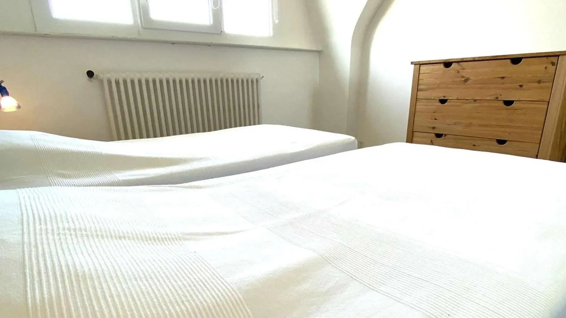 Grande Maison Familiale A 200M De La Plage Avec Jardin Et Wifi A Tregastel - Fr-1-368-457 0*,